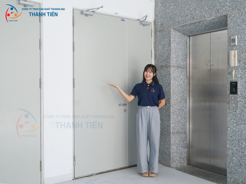 Cửa chống cháy 90 phút là gì?