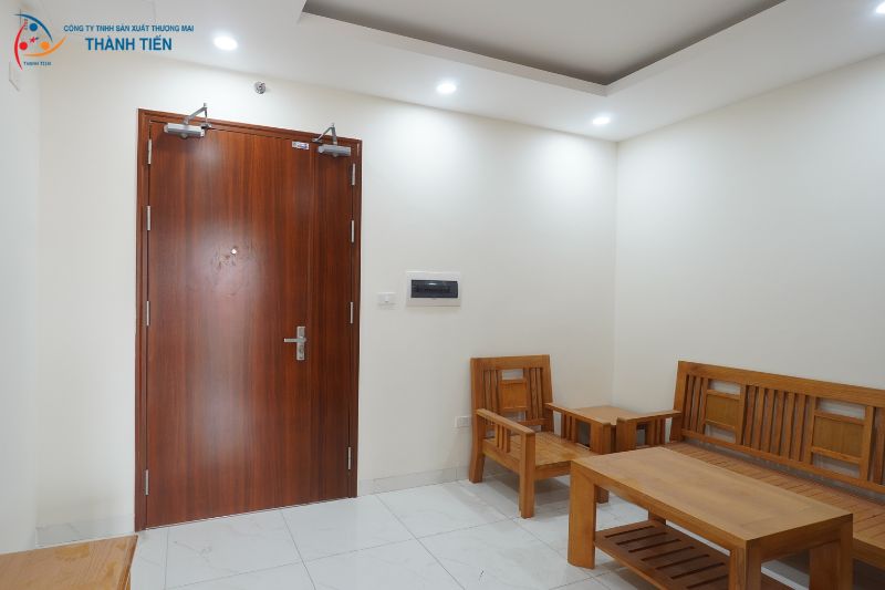 Cửa thép chống cháy vân gỗ do Thành Tiến cung cấp