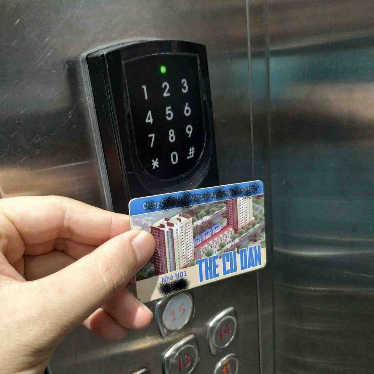 thẻ từ thang máy là gì