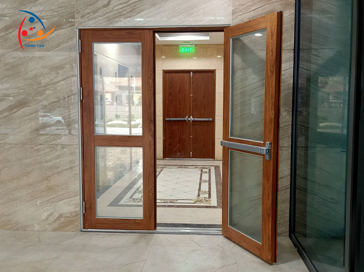 Chi tiết báo giá cửa kính chống cháy chất lượng Thành Tiến