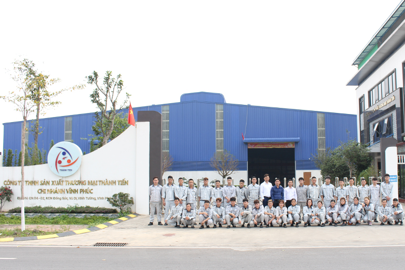 Thành Tiến - nhà máy sản xuất cửa thép giả vân gỗ uy tín tại Việt Nam