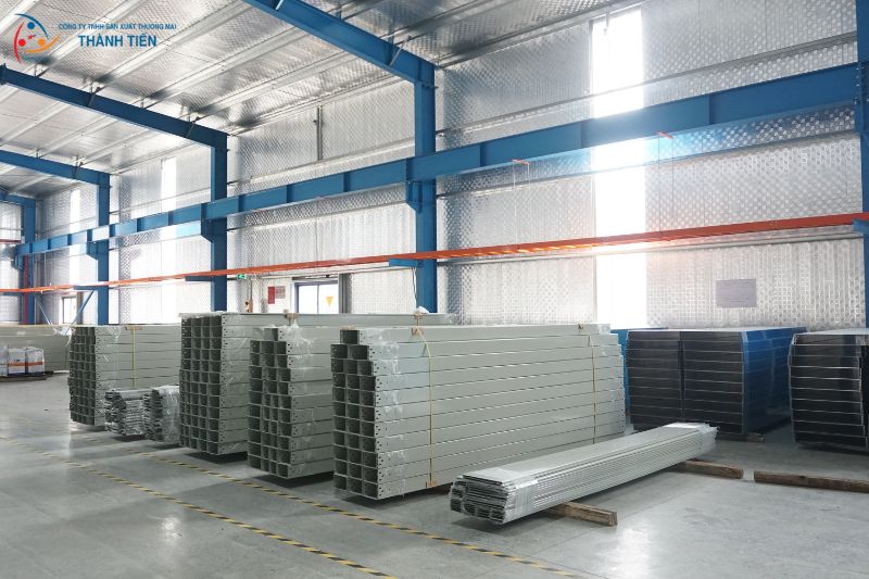 Phương pháp đột lỗ máng cáp sử dụng máy đột CNC