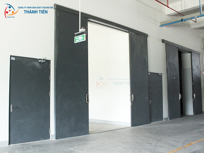 cửa trượt chống cháy