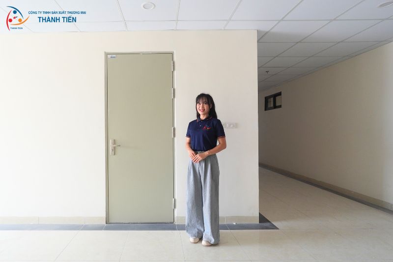 Hình ảnh thực tế cửa thép chống cháy Thành Tiến