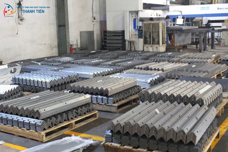 Sản phẩm thép chấn tại Thành Tiến