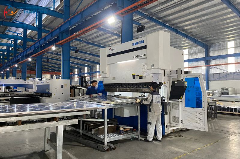 Xưởng sản xuất gia công kim loại tấm