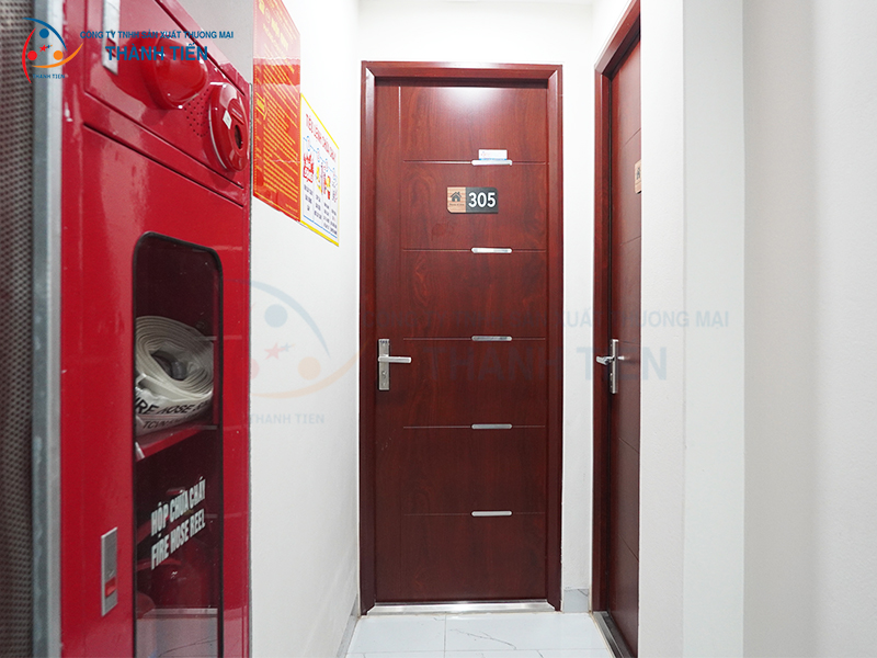 Cửa chống cháy vân gỗ