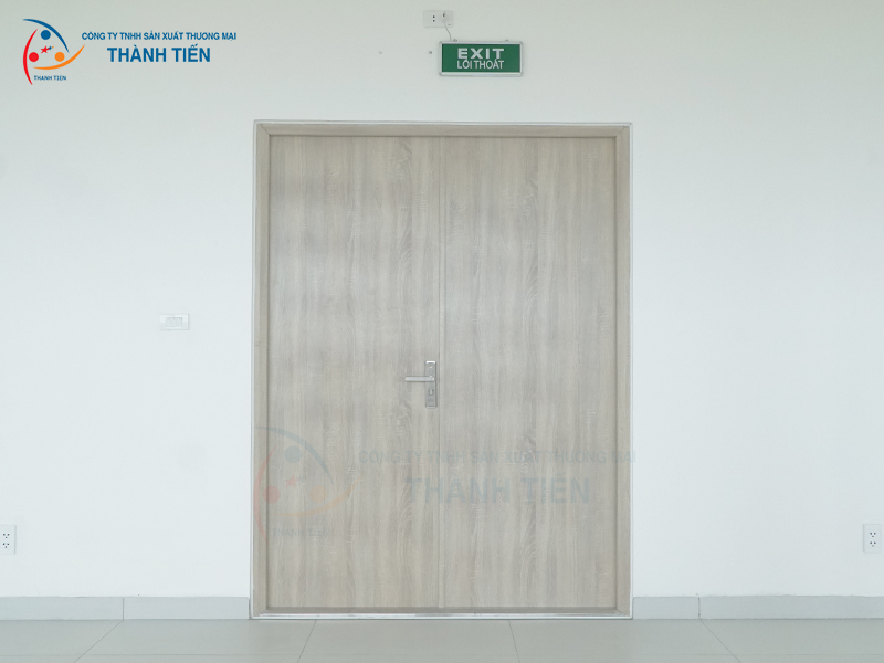 Cửa thép chống cháy vân gỗ