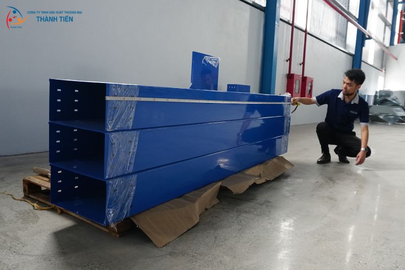 Thang máng cáp sơn tĩnh điện