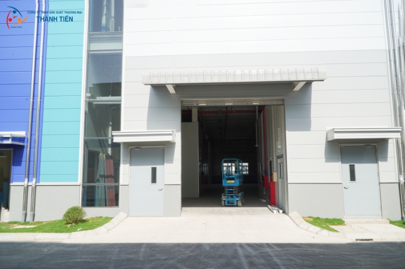 Quy định của pháp luật về tiêu chuẩn dành cho cửa chống cháy