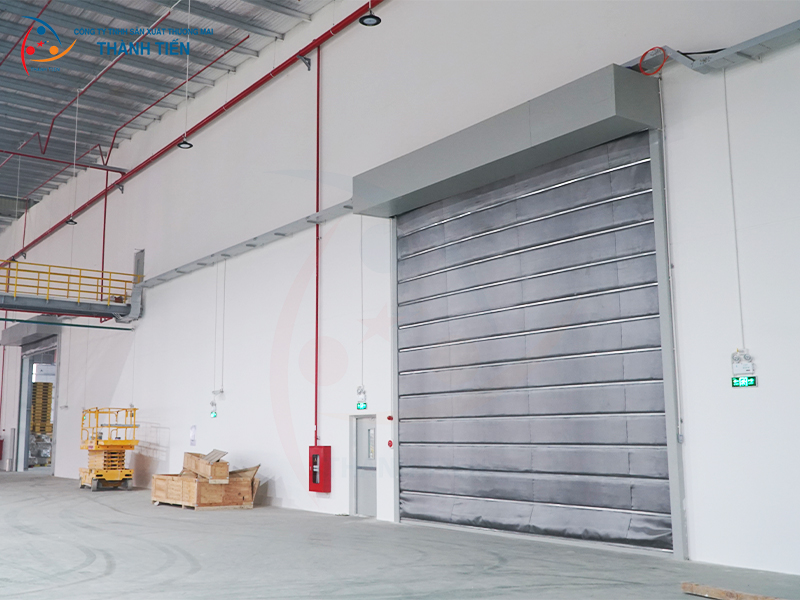 Màn cuốn chống cháy