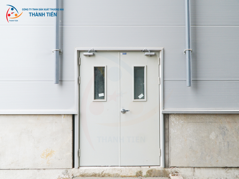 Cửa thép công nghiệp