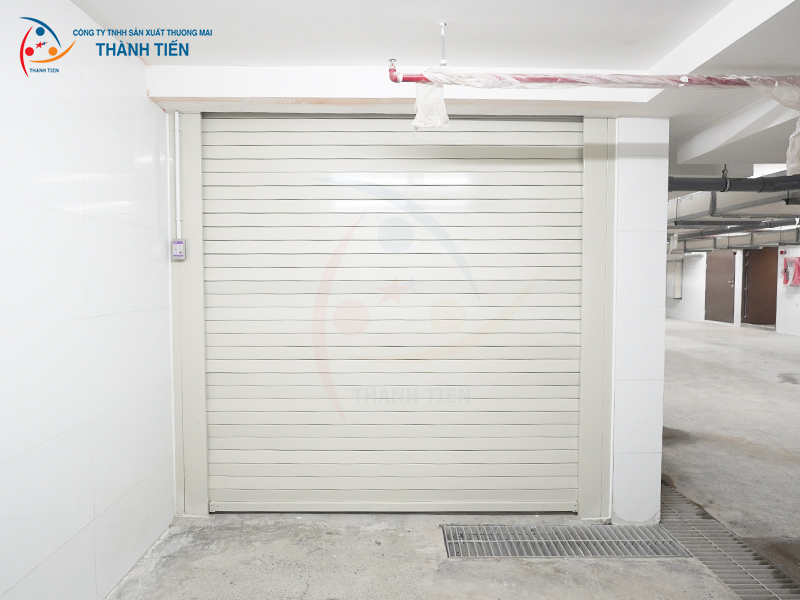 Cửa cuốn chống cháy - Lớp nan thép