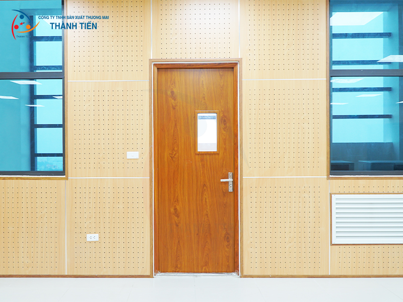 Cửa thép chống cháy vân gỗ EI30 có ô kính