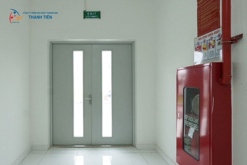 Cửa chống cháy Thành Tiến