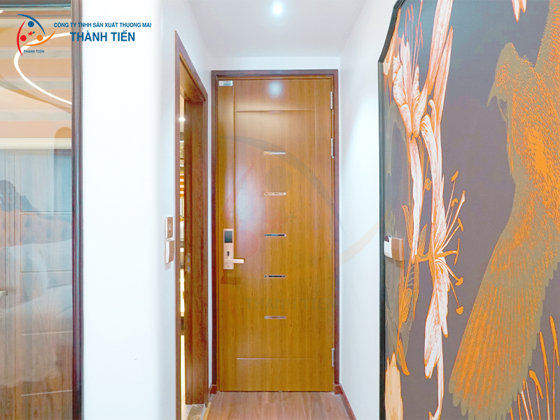 Cửa thép vân gỗ