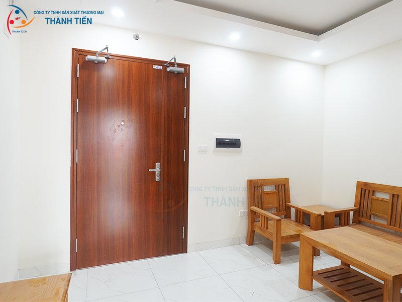 Cửa thép chống cháy vân gỗ