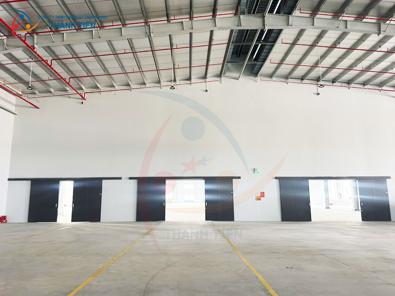 Cửa treo công nghiệp