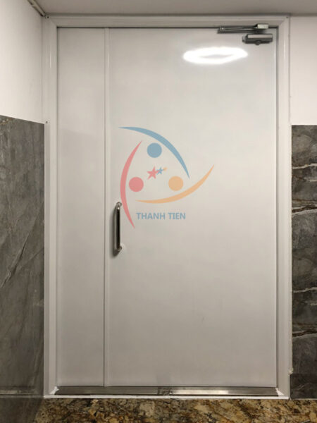 Mẫu cửa thép cánh lệch