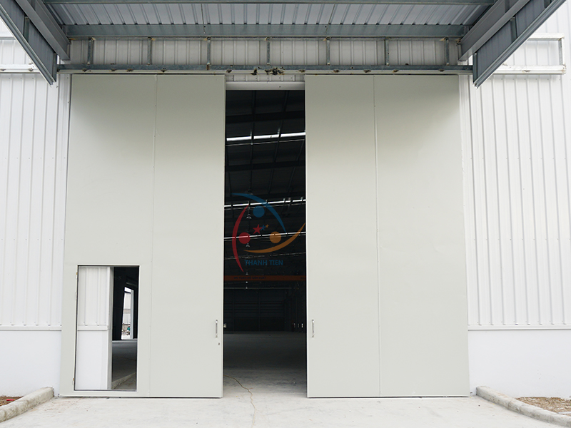 Cửa treo công nghiệp