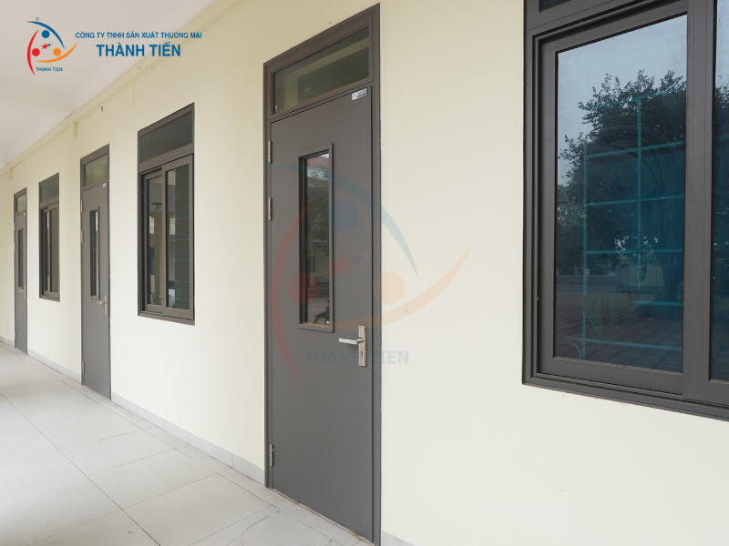 Cửa thép Thành Tiến
