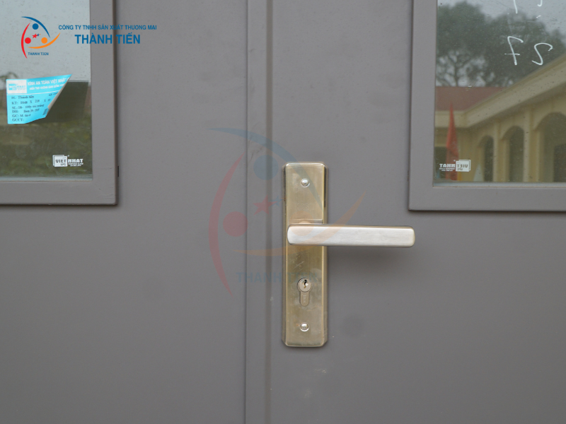 Cửa thép Thành Tiến