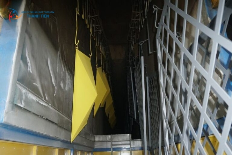 Lam chắn nắng Thành Tiến